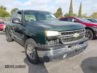 ✅ 2006 Chevrolet Silverado 1500 LS • VIN: 2GCEC13V161225437 • Lot: 43364401. Wystawiony na IAAI z przebiegiem Nie podano mil. Skorzystaj z bezpłatnego archiwum sprzedaży aukcyjnych z USA i zobacz szczegółowy raport historii pojazdu na DreamBid. Zdjęcie 1.