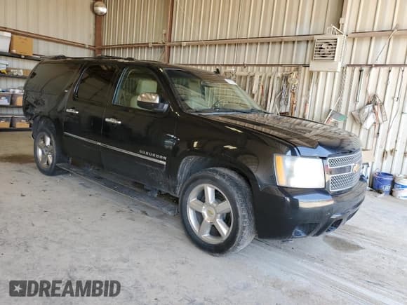 ✅ 2010 Chevrolet Suburban LTZ • VIN: 1GNUCKE09AR146804 • Lot: 56639764. Wystawiony na Copart z przebiegiem 210 705 mil. Bezpłatny archiwum sprzedaży aukcyjnych z USA i szczegółowy raport historii pojazdu na DreamBid. Zdjęcie 4.