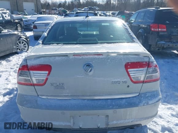 ✅ 2008 Mercury Milan Premier • VIN: 3MEHM02138R665689 • Lot: 41431920. Listed on IAAI with 80,951 mi. Free auction sales archive from the USA and detailed vehicle history report at DreamBid. Image 17.