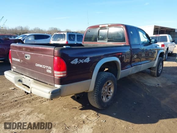 ✅ 2004 Dodge Dakota SLT • VIN: 1D7HG42N34S571352 • Лот: 41406195. Опубликован ранее на IAAI с пробегом 206 694 миль. Бесплатный доступ к архиву аукционных продаж из США и подробный отчёт об истории автомобиля на DreamBid. Изображение 4.