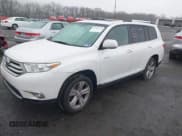 ✅ 2013 Toyota Highlander Limited • VIN: 5TDDK3EH1DS205468 • Lot: 40921522. Listed on IAAI with 155,089 mi. Free auction sales archive from the USA and detailed vehicle history report at DreamBid. Image 2.