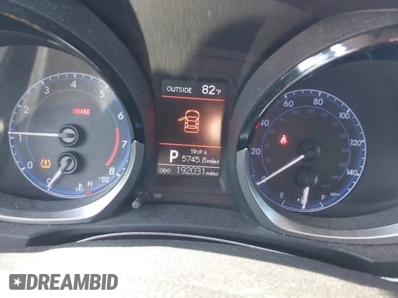 ✅ 2014 Toyota Corolla S Plus • VIN: 5YFBURHE1EP144171 • Lot: 43688061. Listed on IAAI with 192,031 mi. Free auction sales archive from the USA and detailed vehicle history report at DreamBid. Image 7.