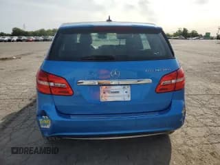 ✅ 2014 Mercedes-Benz B Electric Drive • VIN: WDDVP9ABXEJ001542 • Лот: 72010385. Опубликован ранее на Copart с пробегом 60 819 миль. Бесплатный доступ к архиву аукционных продаж из США и подробный отчёт об истории автомобиля на DreamBid. Изображение 6.