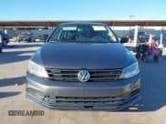 ✅ 2015 Volkswagen Jetta S • VIN: 3VW2K7AJ8FM201568 • Lot: 43557907. Wystawiony na IAAI z przebiegiem 72 780 mil. Bezpłatny archiwum sprzedaży aukcyjnych z USA i szczegółowy raport historii pojazdu na DreamBid. Zdjęcie 12.
