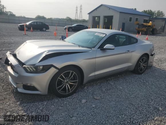 ✅ 2016 Ford Mustang EcoBoost • VIN: 1FA6P8TH5G5280362 • Лот: 59834575. Опубликован ранее на Copart с пробегом 85 086 миль. Бесплатный доступ к архиву аукционных продаж из США и подробный отчёт об истории автомобиля на DreamBid. Изображение 1.
