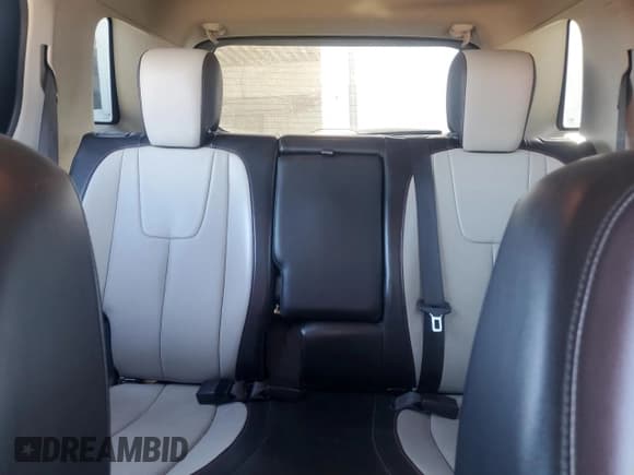 ✅ 2017 GMC Terrain SLT • VIN: 2GKALPEK6H6101761 • Lot: 86864695. Wystawiony na Copart z przebiegiem 116 923 mil. Bezpłatny archiwum sprzedaży aukcyjnych z USA i szczegółowy raport historii pojazdu na DreamBid. Zdjęcie 10.