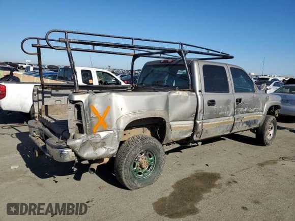 ✅ 2001 Chevrolet Silverado 2500HD LS • VIN: 1GCHK23U81F161167 • Lot: 41874695. Wystawiony na Copart z przebiegiem Nie podano. Bezpłatny archiwum sprzedaży aukcyjnych z USA i szczegółowy raport historii pojazdu na DreamBid. Zdjęcie 3.
