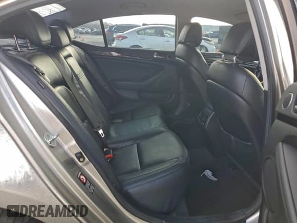 ✅ 2014 Kia Cadenza Premium • VIN: KNALN4D7XE5153246 • Lot: 94582685. Wystawiony na Copart z przebiegiem 126 995 mil. Bezpłatny archiwum sprzedaży aukcyjnych z USA i szczegółowy raport historii pojazdu na DreamBid. Zdjęcie 10.