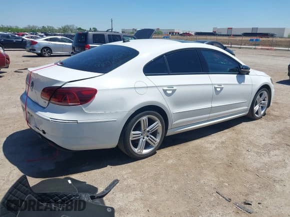 ✅ 2016 Volkswagen CC Executive • VIN: WVWRP7AN8GE518666 • Lot: 42080281. Listed on IAAI with 107,697 mi. Free auction sales archive from the USA and detailed vehicle history report at DreamBid. Image 4.