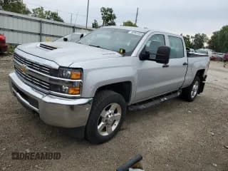 ✅ 2018 Chevrolet Silverado 2500HD Work Truck • VIN: 1GC1CUEY1JF183599 • Lot: 80361485. Wystawiony na Copart z przebiegiem 567 573 mil. Bezpłatny archiwum sprzedaży aukcyjnych z USA i szczegółowy raport historii pojazdu na DreamBid. Zdjęcie 1.
