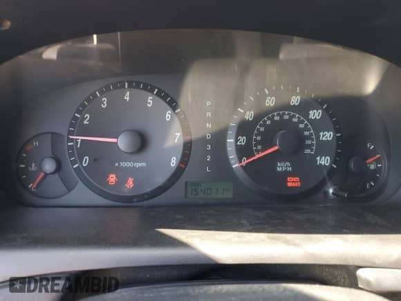 2004 Hyundai Elantra GLS z VIN KMHDN46D44U795391, wystawiony jako Copart lot #75137154 z przebiegiem 154 011 mil mil oraz Szkoda całkowita • Salvage title. Historia ofert i sprzedaży dostępna na DreamBid. Obrazek 9.