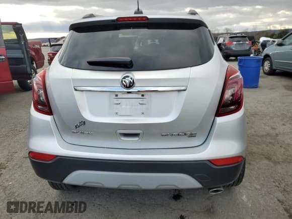 ✅ 2018 Buick Encore Preferred • VIN: KL4CJESBXJB595011 • Lot: 92987605. Listed on Copart with 17,668 mi. Free auction sales archive from the USA and detailed vehicle history report at DreamBid. Image 6.