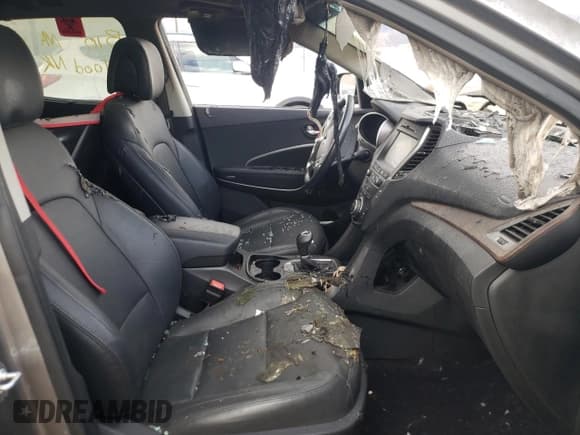 ✅ 2018 Hyundai Santa Fe Ultimate • VIN: 5NMZWDLA3JH103285 • Лот: 61269632. Опубликован ранее на Copart с пробегом Не указан. Бесплатный доступ к архиву аукционных продаж из США и подробный отчёт об истории автомобиля на DreamBid. Изображение 5.