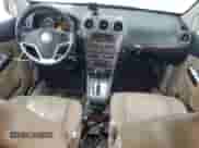 2008 Saturn VUE XR z VIN 3GSDL73718S535700, wystawiony jako Copart lot #87155814 z przebiegiem 103 477 mil mil oraz Czysty tytuł • Clean title. Historia ofert i sprzedaży dostępna na DreamBid. Obrazek 8.