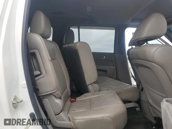 ✅ 2013 Honda Pilot EX-L • VIN: 5FNYF3H53DB001010 • Лот: 81840235. Опубликован ранее на Copart с пробегом 242 562 миль. Бесплатный доступ к архиву аукционных продаж из США и подробный отчёт об истории автомобиля на DreamBid. Изображение 11.