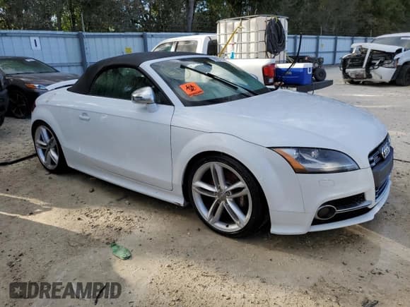✅ 2014 Audi TTS 2.0T • VIN: TRUS1AFK9E1005905 • Лот: 76631054. Опубликован ранее на Copart с пробегом Не указан. Бесплатный доступ к архиву аукционных продаж из США и подробный отчёт об истории автомобиля на DreamBid. Изображение 4.