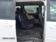 ✅ 2017 Dodge Grand Caravan SE • VIN: 2C4RDGBG6HR830725 • Lot: 43538226. Wystawiony na IAAI z przebiegiem 195 318 mil. Bezpłatny archiwum sprzedaży aukcyjnych z USA i szczegółowy raport historii pojazdu na DreamBid. Zdjęcie 8.