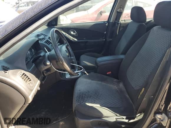 2006 Chevrolet Malibu 0LT z VIN 1G1ZT51FX6F176230, wystawiony jako Copart lot #73711974 z przebiegiem 161 237 mil mil oraz Szkoda całkowita • Salvage title. Historia ofert i sprzedaży dostępna na DreamBid. Obrazek 7.