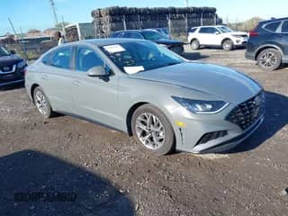 2021 Hyundai Sonata SEL with VIN 5NPEL4JA9MH089927, listed as a IAAI auction lot 43501040 with 56,622 mi miles and . Bid and sale history available at DreamBid. Image 1.