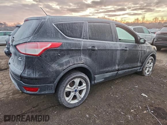 ✅ 2014 Ford Escape SE • VIN: 1FMCU9GX4EUC14672 • Lot: 95213635. Wystawiony na Copart z przebiegiem 96 472 mil. Bezpłatny archiwum sprzedaży aukcyjnych z USA i szczegółowy raport historii pojazdu na DreamBid. Zdjęcie 3.