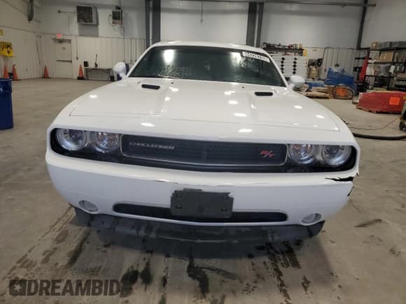 ✅ 2011 Dodge Challenger R/T Classic • VIN: 2B3CJ5DT7BH588359 • Lot: 44226765. Listed on Copart with 67,888 mi. Free auction sales archive from the USA and detailed vehicle history report at DreamBid. Image 5.