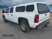 2003 Chevrolet Silverado 1500HD LS z VIN 1GCGK13U03F110416, wystawiony jako IAAI lot #42776665 z przebiegiem 192 041 mil mil oraz . Historia ofert i sprzedaży dostępna na DreamBid. Obrazek 3.