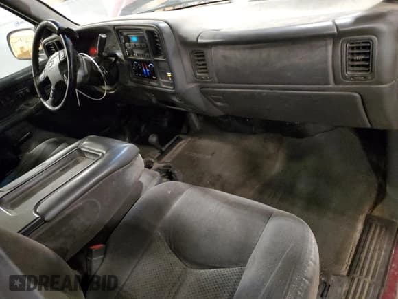 ✅ 2006 Chevrolet Silverado 2500HD LT1 • VIN: 1GCHK24U76E148809 • Лот: 86822585. Опубликован ранее на Copart с пробегом 138 143 миль. Бесплатный доступ к архиву аукционных продаж из США и подробный отчёт об истории автомобиля на DreamBid. Изображение 8.