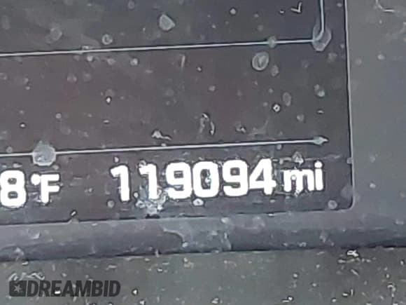 ✅ 2017 Hyundai Elantra SE • VIN: 5NPD84LFXHH086076 • Lot: 42662791. Listed on IAAI with 119,094 mi. Free auction sales archive from the USA and detailed vehicle history report at DreamBid. Image 15.