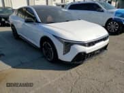 ✅ 2025 Kia K4 GT-Line • VIN: 3KPFW4DE4SE093847 • Lot: 67602635. Wystawiony na Copart z przebiegiem 3 669 mil. Bezpłatny archiwum sprzedaży aukcyjnych z USA i szczegółowy raport historii pojazdu na DreamBid. Zdjęcie 14.