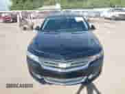 2014 Chevrolet Impala LT z VIN 1G1125S32EU152096, wystawiony jako IAAI lot #43431111 z przebiegiem 122 494 mil mil oraz . Historia ofert i sprzedaży dostępna na DreamBid. Obrazek 12.