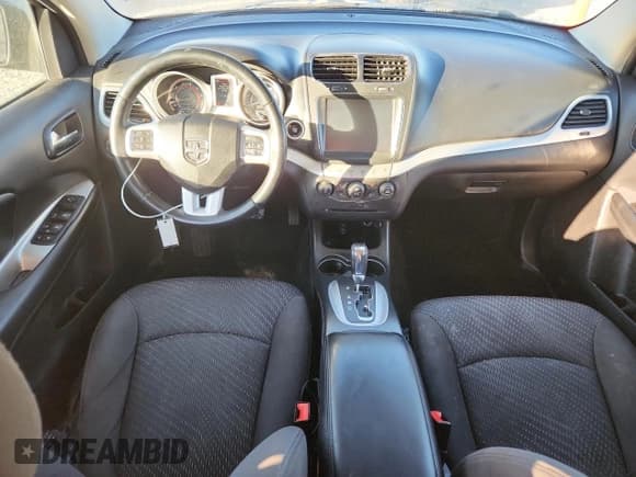 ✅ 2017 Dodge Journey SXT • VIN: 3C4PDCBB1HT684610 • Лот: 90315945. Опубликован ранее на Copart с пробегом 81 490 миль. Бесплатный доступ к архиву аукционных продаж из США и подробный отчёт об истории автомобиля на DreamBid. Изображение 8.