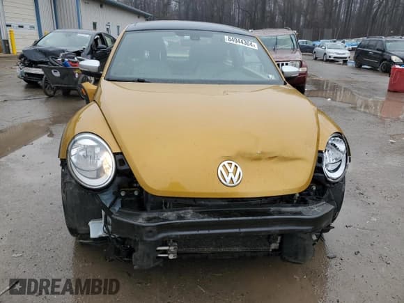 ✅ 2017 Volkswagen Beetle 1.8T Dune • VIN: 3VWS17AT6HM629551 • Lot: 84044304. Listed on Copart with Not provided. Free auction sales archive from the USA and detailed vehicle history report at DreamBid. Image 5.