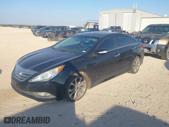 ✅ 2014 Hyundai Sonata Limited • VIN: 5NPEC4AC5EH811865 • Lot: 43210386. Listed on IAAI with 138,125 mi. Free auction sales archive from the USA and detailed vehicle history report at DreamBid. Image 2.