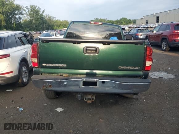✅ 2004 Chevrolet Silverado 1500 LS • VIN: 2GCEK13T641427270 • Lot: 66734575. Wystawiony na Copart z przebiegiem Nie podano. Bezpłatny archiwum sprzedaży aukcyjnych z USA i szczegółowy raport historii pojazdu na DreamBid. Zdjęcie 6.