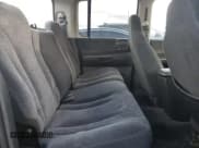 ✅ 2004 Dodge Dakota SLT • VIN: 1D7HG48N74S643600 • Lot: 82630854. Wystawiony na Copart z przebiegiem 193 526 mil. Bezpłatny archiwum sprzedaży aukcyjnych z USA i szczegółowy raport historii pojazdu na DreamBid. Zdjęcie 10.