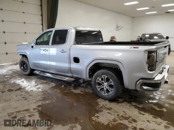 ✅ 2021 GMC Sierra 1500 SLE • VIN: 1GTR9BED1MZ304539 • Лот: 89136695. Опубликован ранее на Copart с пробегом 34 237 миль. Бесплатный доступ к архиву аукционных продаж из США и подробный отчёт об истории автомобиля на DreamBid. Изображение 2.