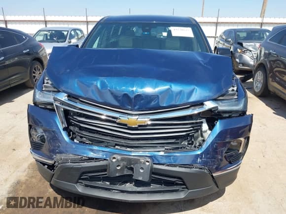 ✅ 2023 Chevrolet Traverse LS • VIN: 1GNERFKW3PJ171353 • Lot: 43230525. Wystawiony na IAAI z przebiegiem 47 401 mil. Bezpłatny archiwum sprzedaży aukcyjnych z USA i szczegółowy raport historii pojazdu na DreamBid. Zdjęcie 6.