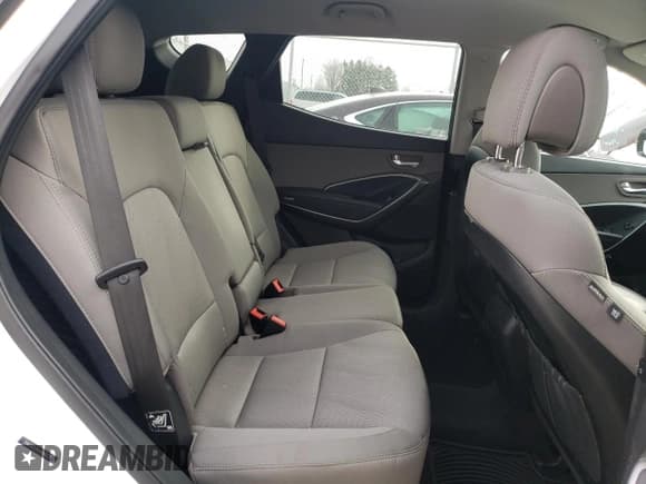 ✅ 2018 Hyundai Santa Fe 2.4L • VIN: 5NMZUDLB4JH098211 • Лот: 69748312. Опубликован ранее на Copart с пробегом 54 445 миль. Бесплатный доступ к архиву аукционных продаж из США и подробный отчёт об истории автомобиля на DreamBid. Изображение 11.