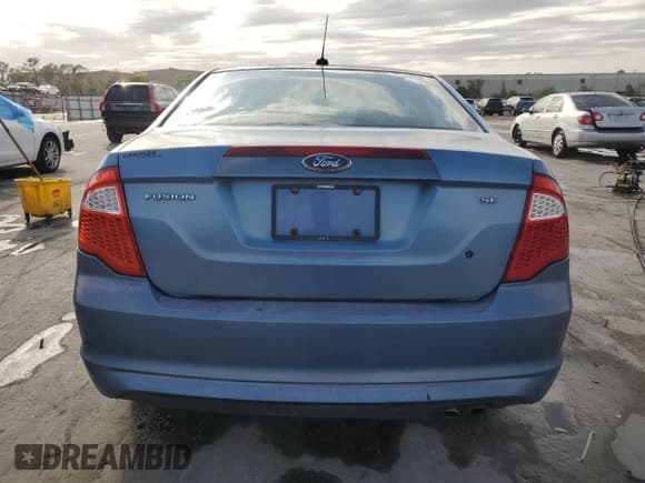 ✅ 2010 Ford Fusion SE • VIN: 3FAHP0HA3AR128445 • Lot: 48099375. Listed on Copart with 237,033 mi. Free auction sales archive from the USA and detailed vehicle history report at DreamBid. Image 6.