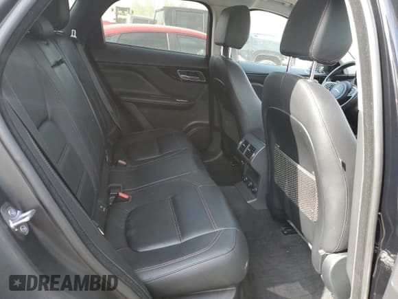 ✅ 2018 Jaguar F-Pace 25t Prestige • VIN: SADCK2FXXJA291999 • Лот: 80462035. Опубликован ранее на Copart с пробегом 119 729 миль. Бесплатный доступ к архиву аукционных продаж из США и подробный отчёт об истории автомобиля на DreamBid. Изображение 11.