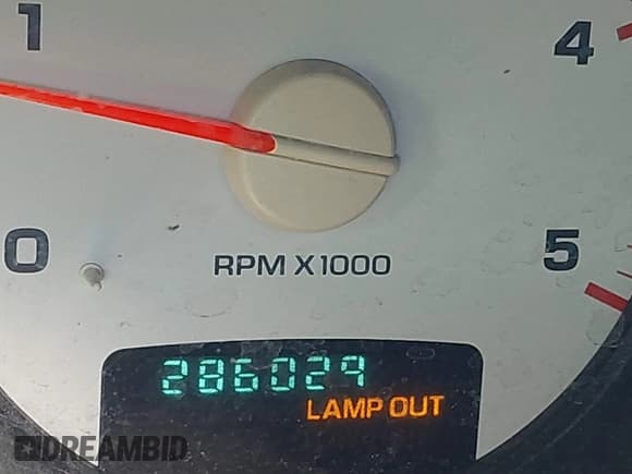 ✅ 2004 Dodge 2500 SLT • VIN: 3D7KA28C64G108419 • Лот: 41369170. Опубликован ранее на IAAI с пробегом 286 029 миль. Бесплатный доступ к архиву аукционных продаж из США и подробный отчёт об истории автомобиля на DreamBid. Изображение 16.