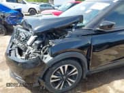 ✅ 2019 Nissan Kicks S • VIN: 3N1CP5CUXKL549508 • Lot: 42502798. Listed on IAAI with 106,096 mi. Free auction sales archive from the USA and detailed vehicle history report at DreamBid. Image 6.