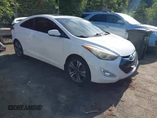 2013 Hyundai Elantra GS z VIN KMHDH6AE6DU014907, wystawiony jako IAAI lot #42324748 z przebiegiem 188 499 mil mil oraz . Historia ofert i sprzedaży dostępna na DreamBid. Obrazek 1.