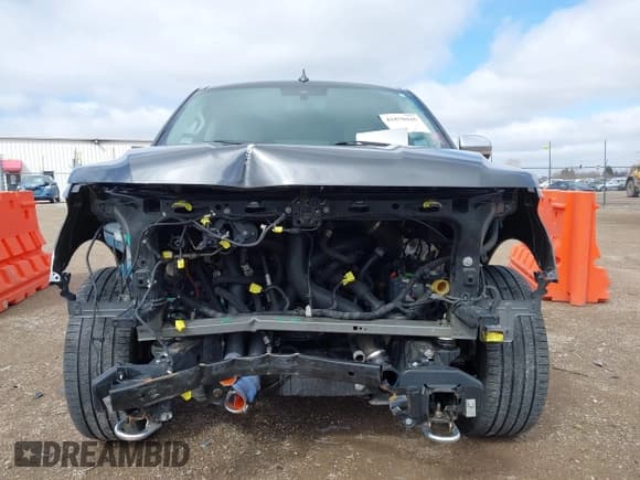 ✅ 2018 Ford Expedition Max Platinum • VIN: 1FMJK1MT0JEA19575 • Lot: 41870445. Wystawiony na IAAI z przebiegiem 76 781 mil. Bezpłatny archiwum sprzedaży aukcyjnych z USA i szczegółowy raport historii pojazdu na DreamBid. Zdjęcie 13.