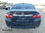 ✅ 2018 Nissan Altima S • VIN: 1N4AL3AP5JC109455 • Lot: 82634105. Wystawiony na Copart z przebiegiem 147 526 mil. Bezpłatny archiwum sprzedaży aukcyjnych z USA i szczegółowy raport historii pojazdu na DreamBid. Zdjęcie 6.