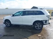 ✅ 2017 Dodge Journey Crossroad Plus • VIN: 3C4PDCGB5HT534847 • Lot: 43749387. Wystawiony na IAAI z przebiegiem 107 735 mil. Bezpłatny archiwum sprzedaży aukcyjnych z USA i szczegółowy raport historii pojazdu na DreamBid. Zdjęcie 14.