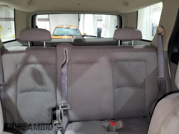 2006 Saturn VUE z VIN 5GZCZ33D96S892232, wystawiony jako Copart lot #82001214 z przebiegiem 120 350 mil mil oraz Szkoda całkowita • Salvage title. Historia ofert i sprzedaży dostępna na DreamBid. Obrazek 10.