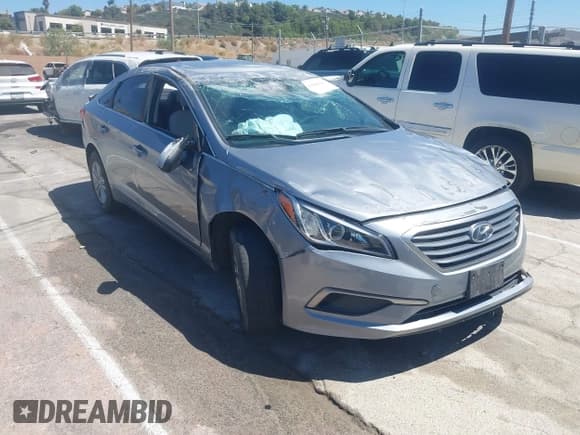 ✅ 2017 Hyundai Sonata 2.4L • VIN: 5NPE24AF5HH564820 • Лот: 43148636. Опубликован ранее на IAAI с пробегом Не указан. Бесплатный доступ к архиву аукционных продаж из США и подробный отчёт об истории автомобиля на DreamBid. Изображение 1.