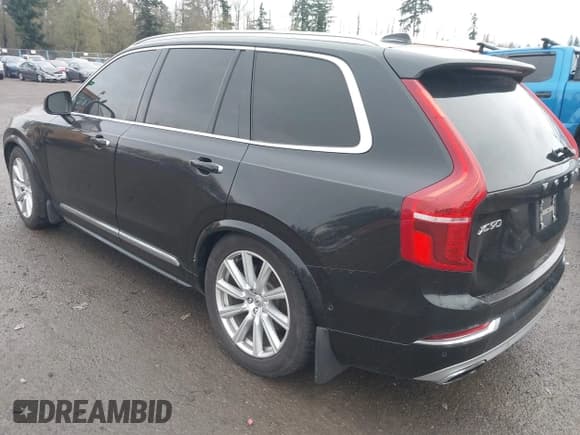 ✅ 2016 Volvo XC90 T8 Inscription • VIN: YV4BC0PL1G1053498 • Лот: 43811462. Опубликован ранее на IAAI с пробегом 117 924 миль. Бесплатный доступ к архиву аукционных продаж из США и подробный отчёт об истории автомобиля на DreamBid. Изображение 3.