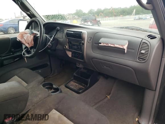 ✅ 2006 Ford Ranger XL • VIN: 1FTYR14D96PA35292 • Lot: 62499425. Wystawiony na Copart z przebiegiem 203 333 mil. Bezpłatny archiwum sprzedaży aukcyjnych z USA i szczegółowy raport historii pojazdu na DreamBid. Zdjęcie 8.